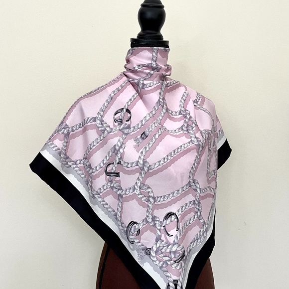 New Gucci Silk Scarf Pink Ropes Print Black Border Silk Wrap Scarf - Picture 3 of 15